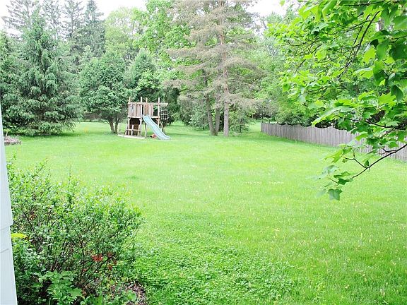 3rd image of 7845 Karakul Ln