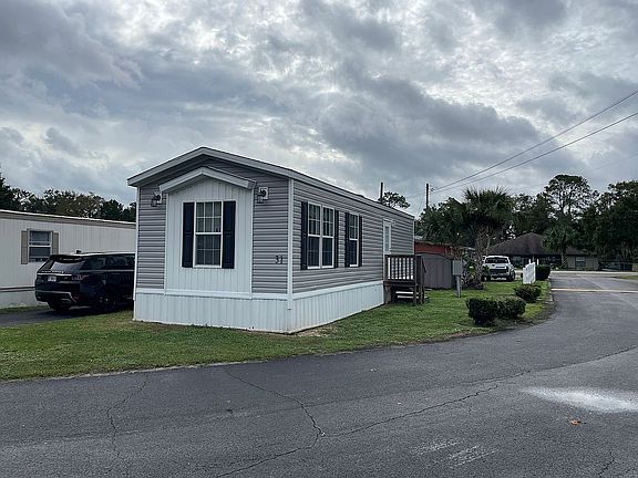 3rd image of 2815 N Pine Ave #31