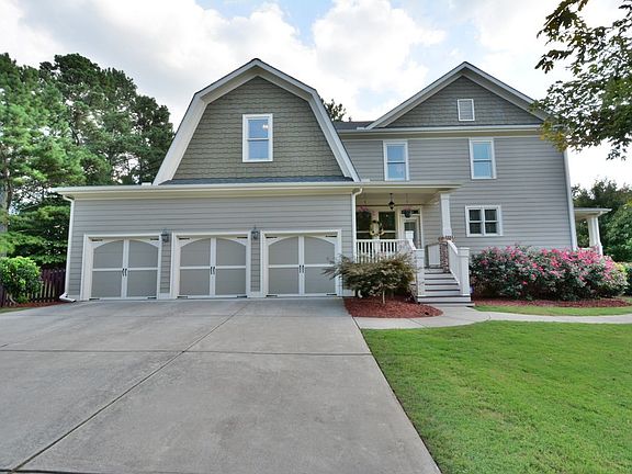 3rd image of 2285 Misty Oaks Dr