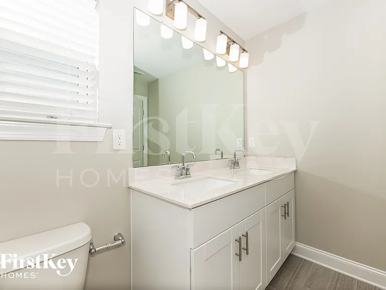 1451 Japonica Aly — Photo 15