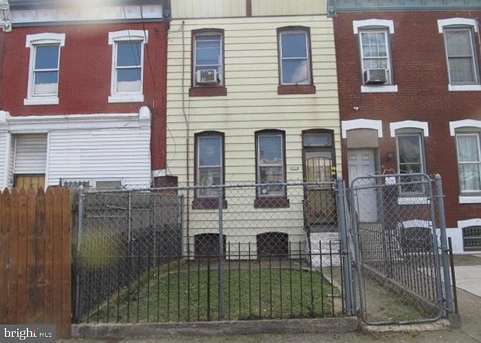 1st image of 2064 E Allegheny Ave