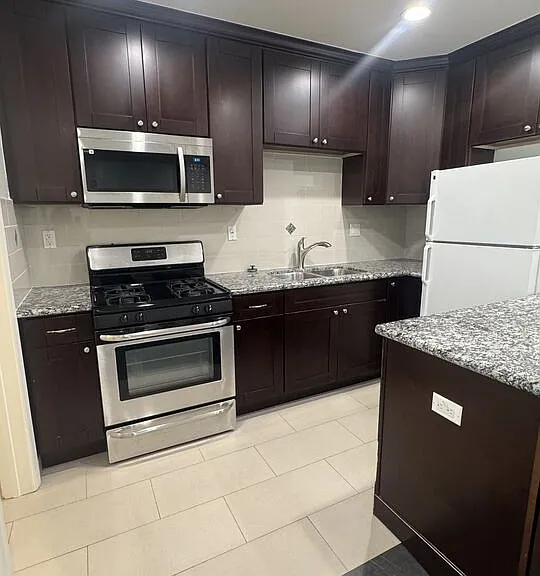 133 S Crescent Dr #3 — Photo 10