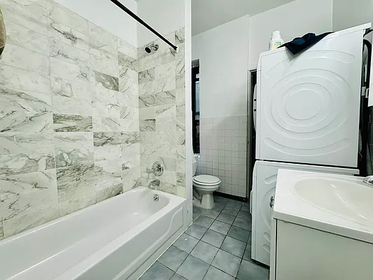 Rented by Metropolitan Property Group | media 20