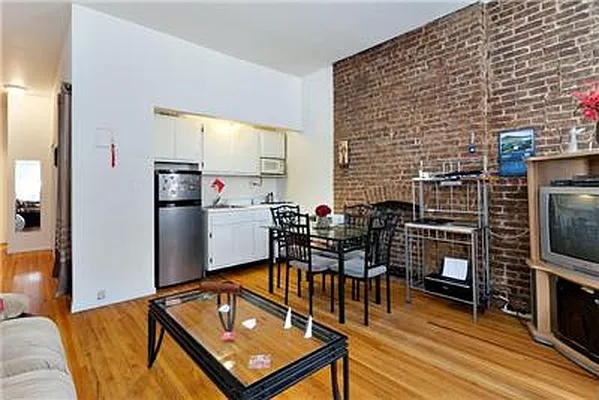 Rented by Oxford Property Group | media 43