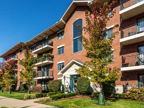 3730 W 111th St APT 202, Chicago, IL 60655