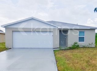 8035 100th Ave, Vero Beach, FL 32967