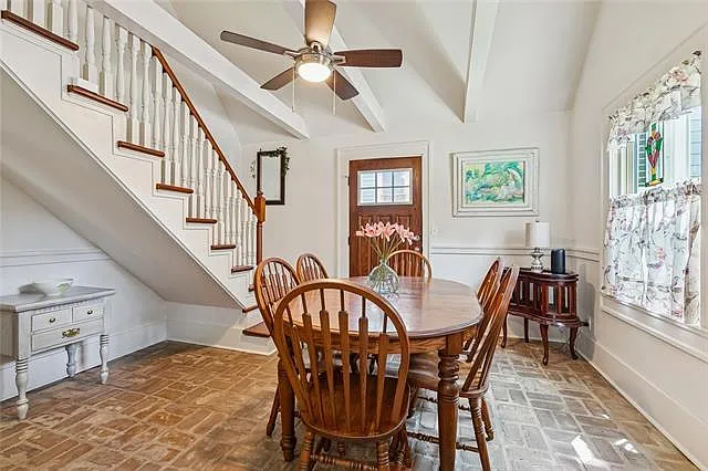 926 W 15th Ave — Photo 5