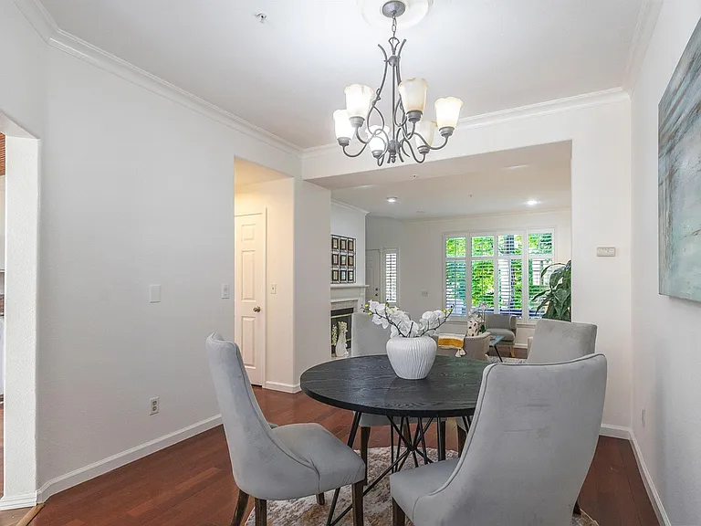 441 Camille Cir #12 — Photo 3