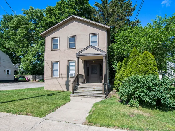 416 N 5th St, Niles, MI 49120