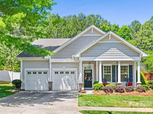 4589 Scarlet Oak Dr, Rock Hill, SC 29732
