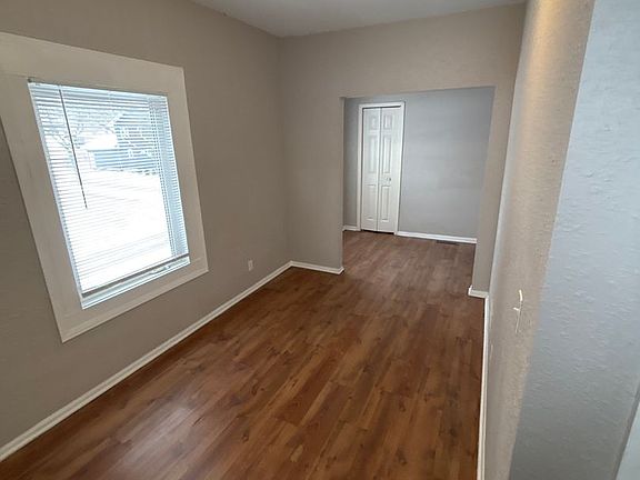 5th image of 726 Morgan Ave N