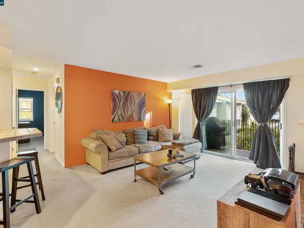 1089 Wesley Ct APT 8, Walnut Creek, CA 94597