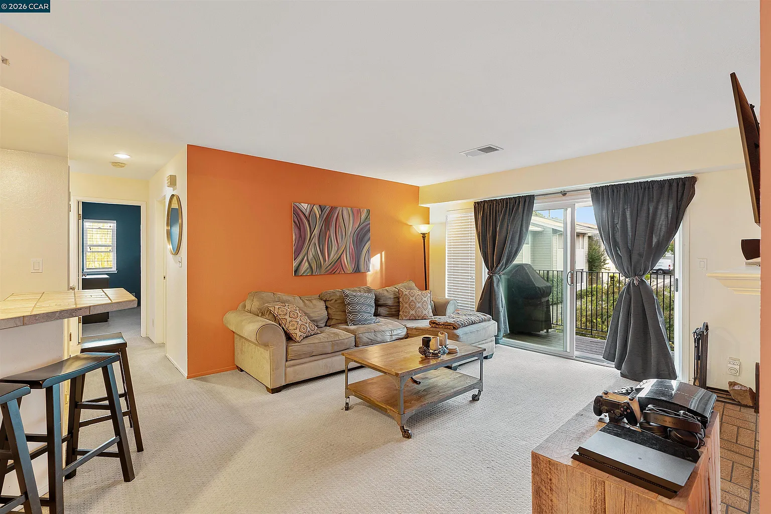 1089 Wesley Ct APT 8 photo 1
