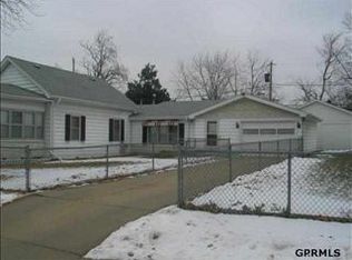 2415 S 18th St, Omaha, NE 68108