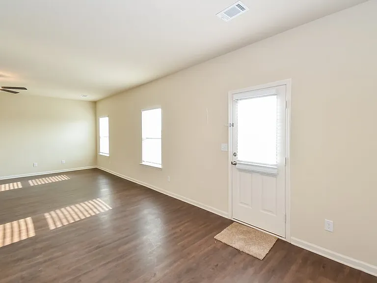 3531 Falconwood Dr — Photo 6