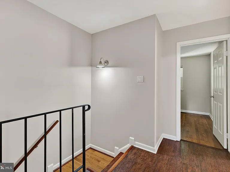 15063 Cherrydale Dr — Photo 28