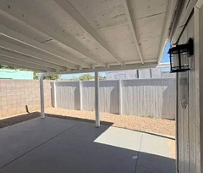 502 E Cody Dr — Photo 28