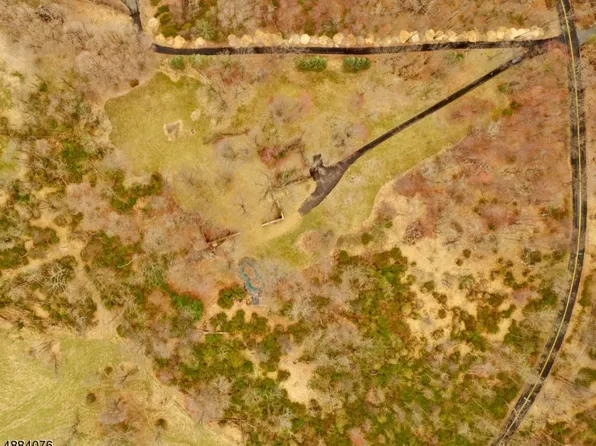 20 Dryden Rd, Bernardsville Boro, NJ 07924