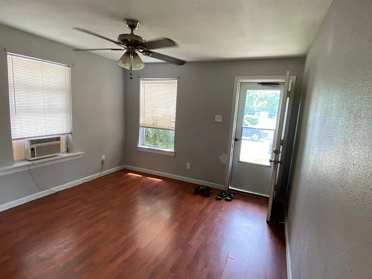 3204 Napoleon St #3204 — Photo 8