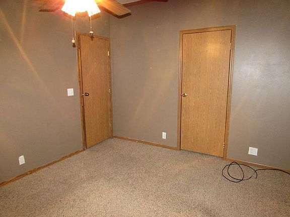 4th image of 3507 Sunnyside Dr