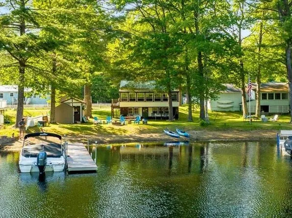 39 Hawthorne Road, Naples, ME 04055