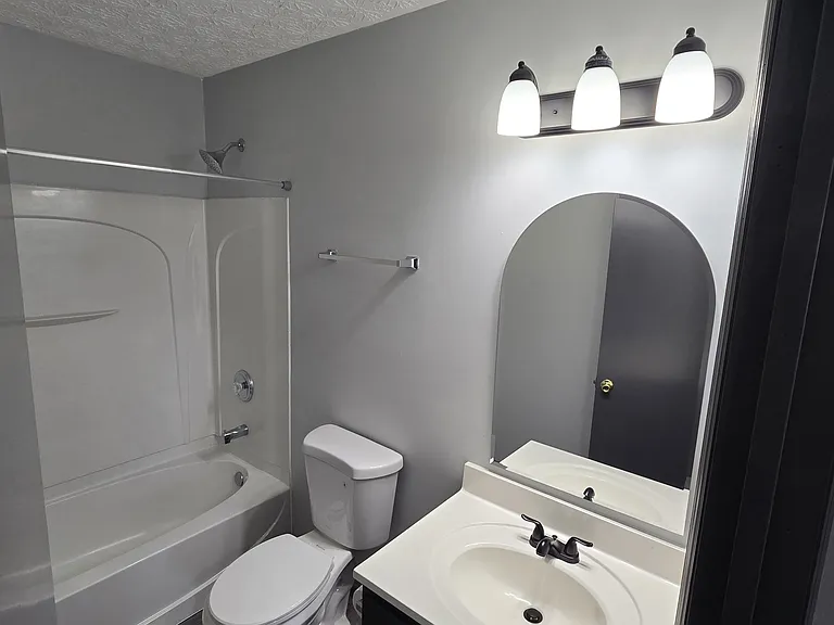 6048 Trowbridge Way — Photo 11