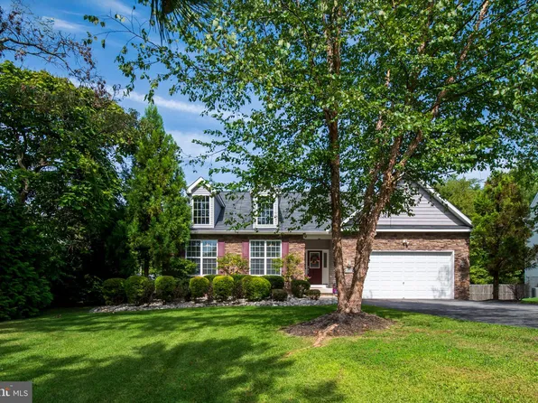 4004 Bennington Way, Pasadena, MD 21122