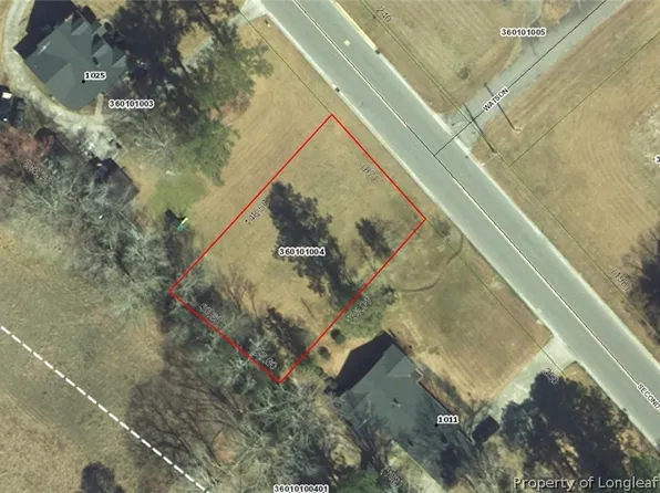 W 2nd Ave, Red Springs, NC 28377