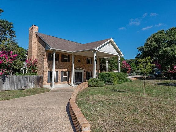 2nd image of 10322 Holme Lacey Ln