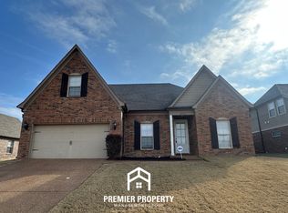 2274 Southern Woods Dr, Cordova, TN 38016