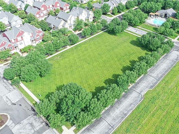 Lush park like green spaces and fantastic community pool!
