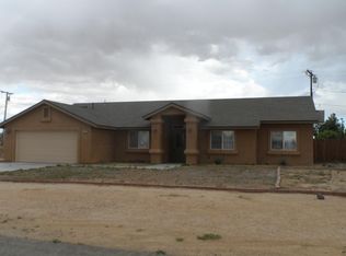 8872 S Oleander Ave, California City, CA 93505