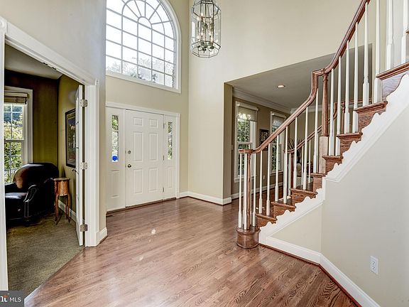 2nd image of 10100 Daphney House Way