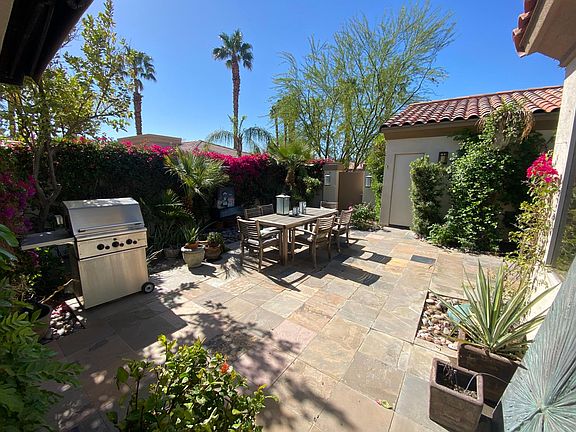 3rd image of 550 Desert Holly Dr