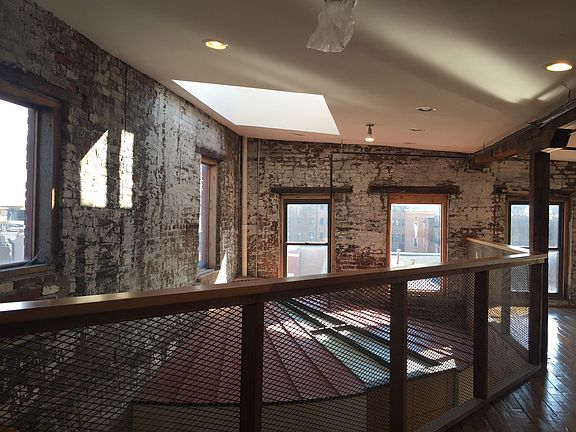 5th image of 209 Woodward St APT G