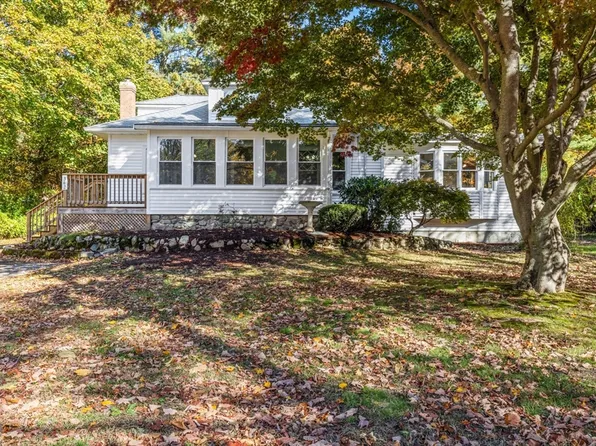 362 Lincoln St, Stoughton, MA 02072