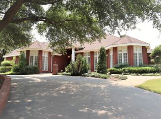1 Fairway Dr, Sweetwater, TX 79556