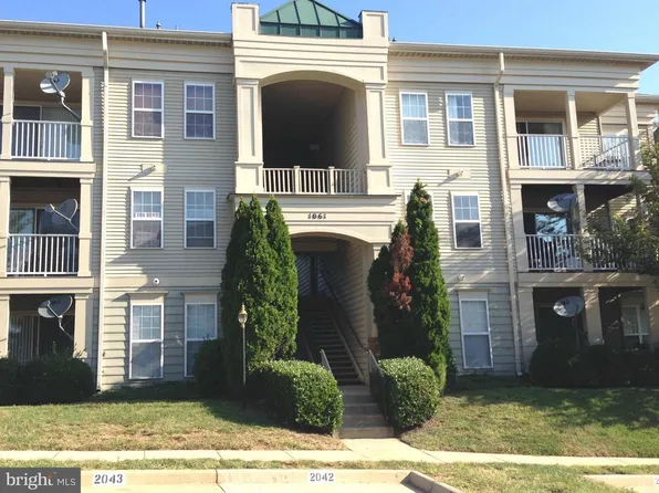 1061 Gardenview Loop APT 104, Woodbridge, VA 22191