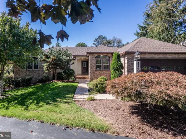 1496 Huron Ct, Harrisonburg, VA 22801