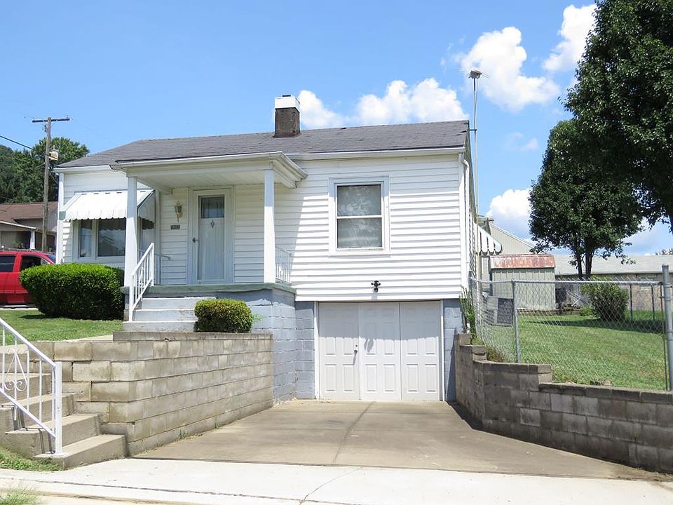 1st image of 2202 Russell Ave