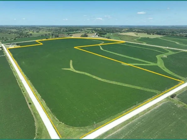 Baker Avenue & 210th St, West Branch, IA 52358