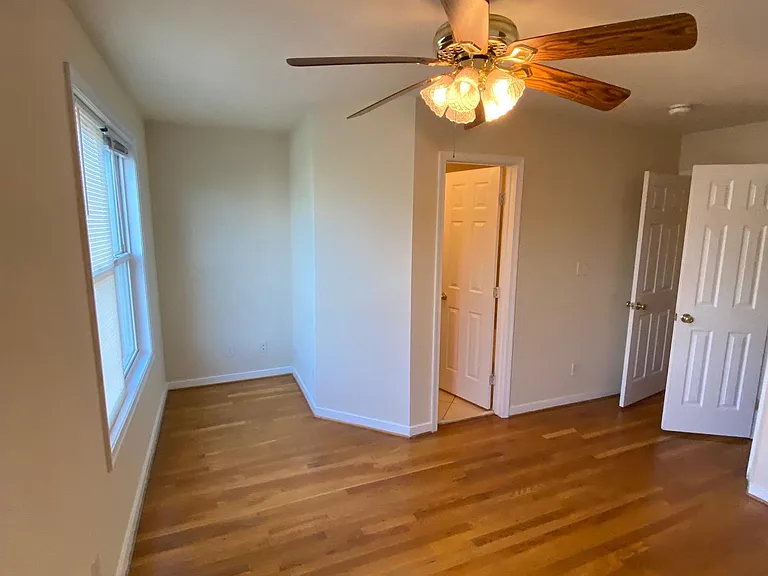 1514 W Cary St — Photo 15