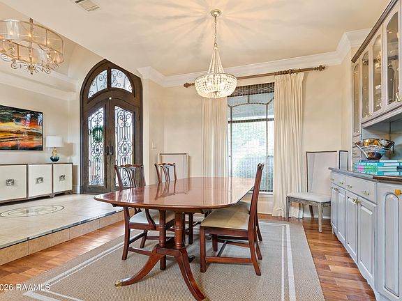3rd image of 200 Baltusrol Dr