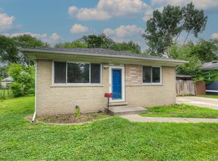 24244 Columbus Ave, Warren, MI 48089