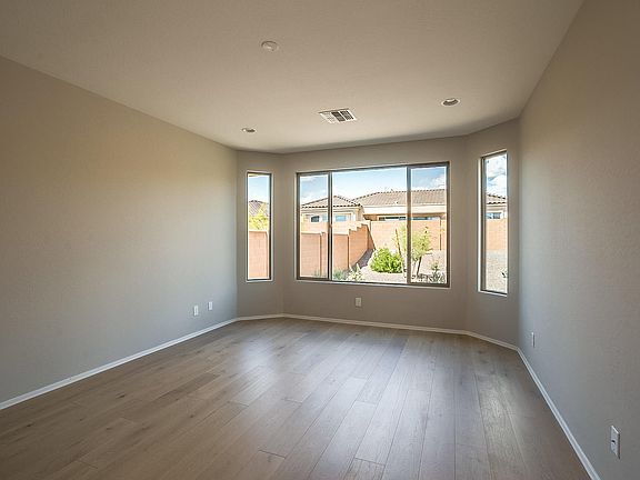 4th image of 27480 W Mohawk Ln