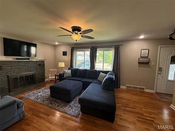 4th image of 2637 Hopper Rd