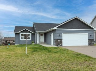 1108 Susan Ln, Roberts, WI 54023