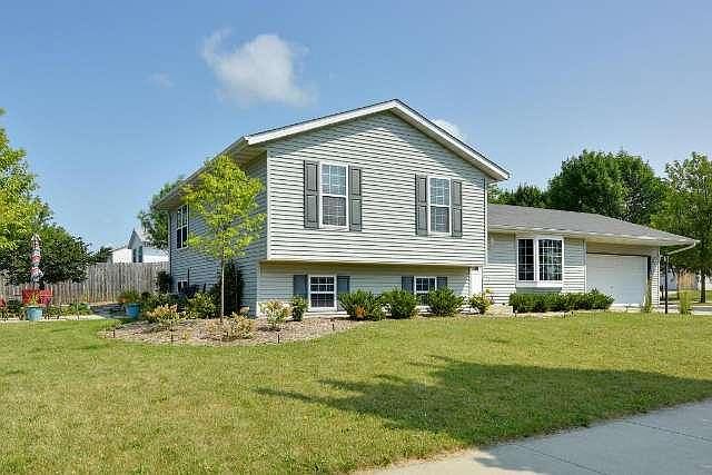 1st image of 408 Broadmoore Dr