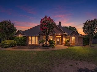 1304 Greenview Dr, Aledo, TX 76008