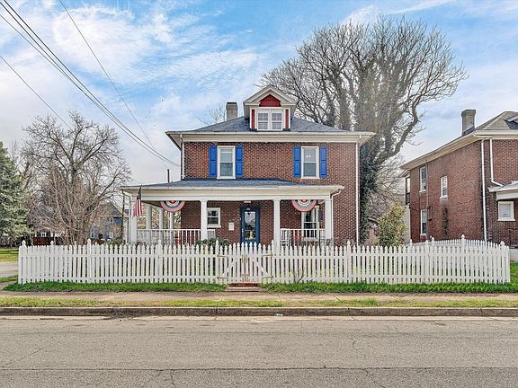 2nd image of 1502 Rorer Ave SW